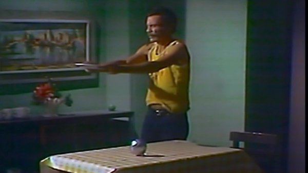 El Chavo del 8: El misterio de los platos

