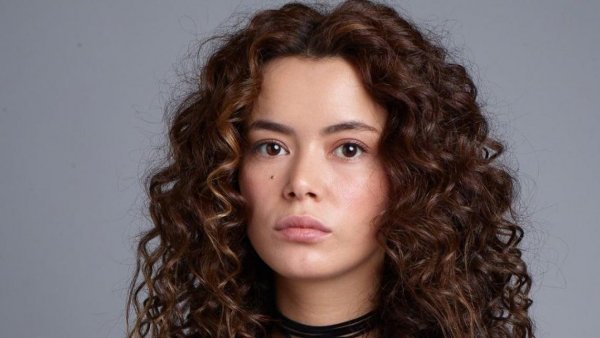 Fuerza de Mujer: Seray Kaya es Sirín
