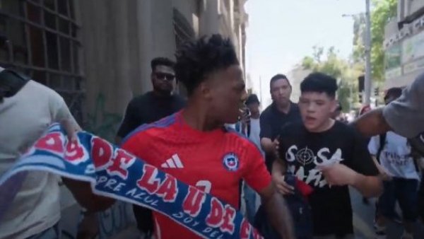 “¿Qué es esto?”: La camiseta de club chileno que descolocó al streamer Speed

