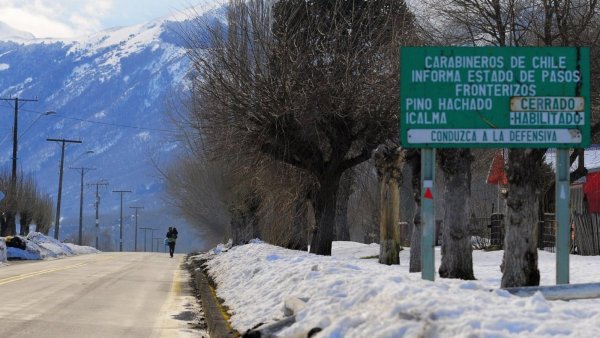 Insólito: Hombre intentó cruzar a Chile con su esposa muerta para cobrar jubilación
