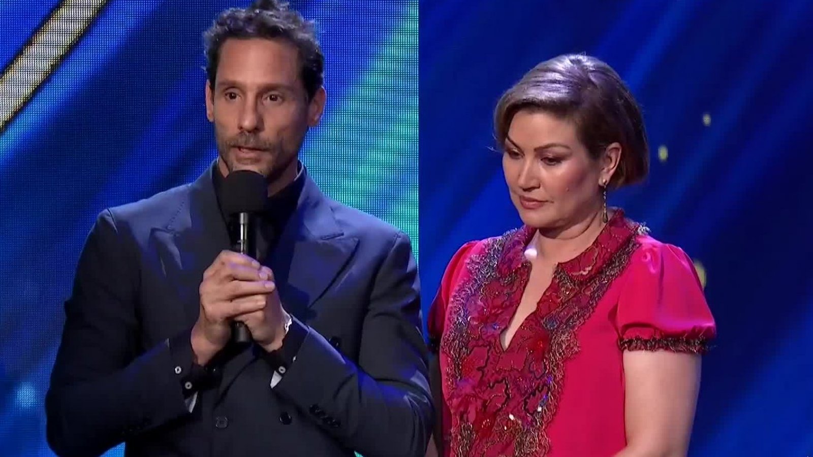 "Fuimos funados por nuestra propia gente": El tenso momento que protagonizó Gonzalo Valenzuela en premios Caleuche
