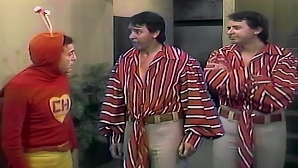 El Chapulín Colorado: Cuando los gemelos no son buenos cuates
