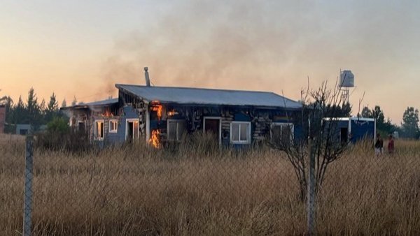 Ataque de odio: Hombre prende fuego a vivienda de pareja de lesbianas en Argentina
