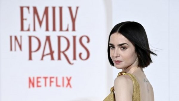 Lily Collins se convierte en madre a través de la gestación subrogada