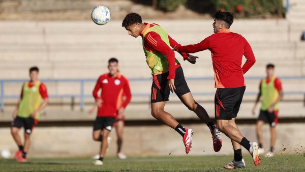 Transmite TVN: Esta tarde Chile enfrenta a Argentina en el CONMEBOL Sub 20
