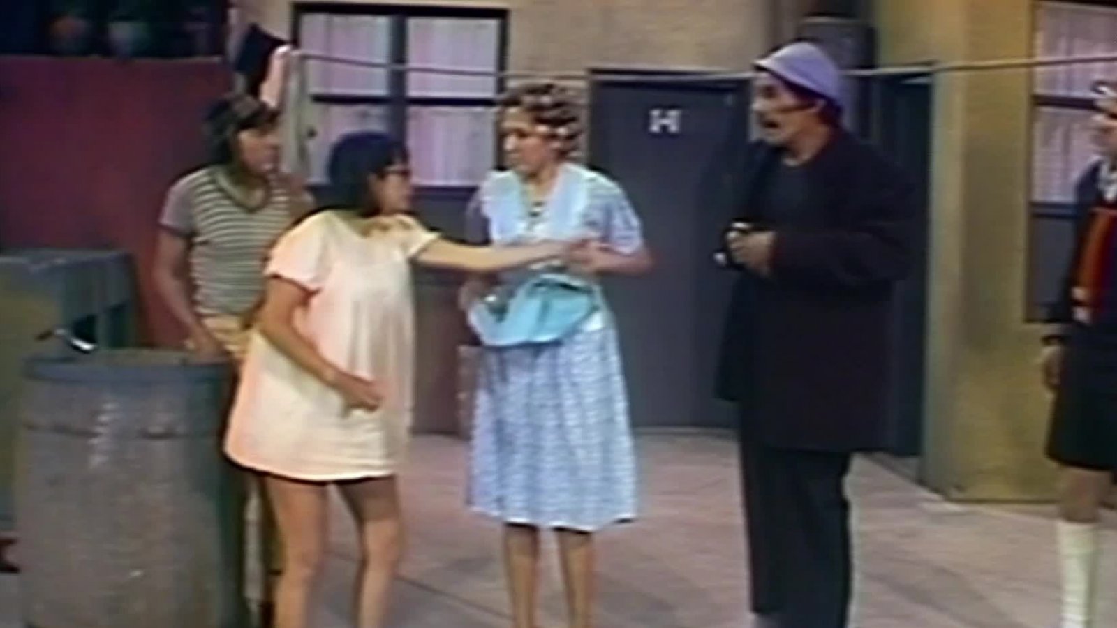 El Chavo del 8: El traje
