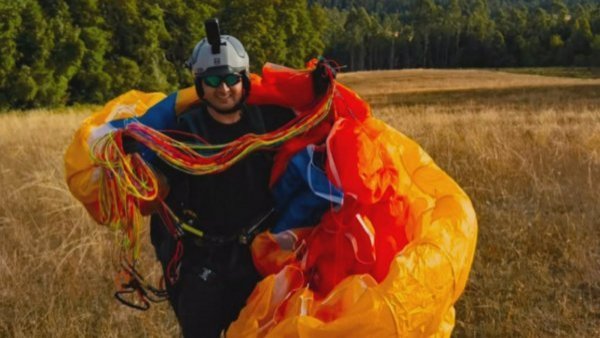 Confirman muerte de gendarme que cayó mientras realizaba parapente
