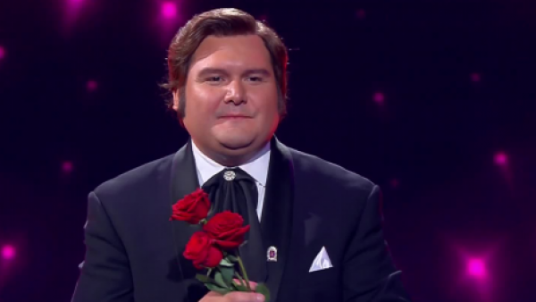 Engelbert Humperdinck se lució y desató carcajadas en el jurado
