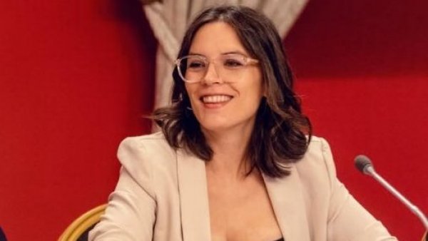 ¡Bienvenido al mundo! Camila Vallejo anuncia el nacimiento de su hijo

