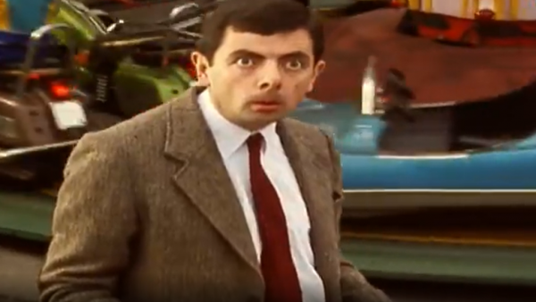 Cuidado con el bebé, Mr. Bean: Mira el capítulo de "Mr. Bean"
