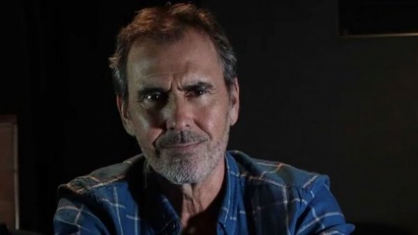 Cristián Campos responde a declaraciones de sus hijos: "Nunca tuve fotos de niñas"
