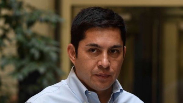 Diputado Durán responde a acusación de delitos sexuales: Acusa que expareja usó sus tarjetas sin autorización
