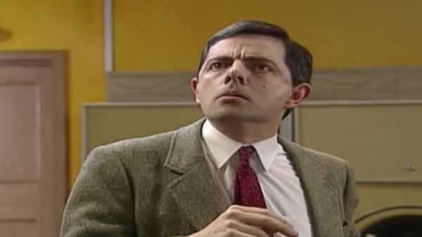 Mr. Bean: Golpea, Mr. Bean
