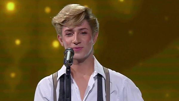 David Bowie se la jugó en "Mi nombre es": "Lo que más me emociona es tu crecimiento vocal"
