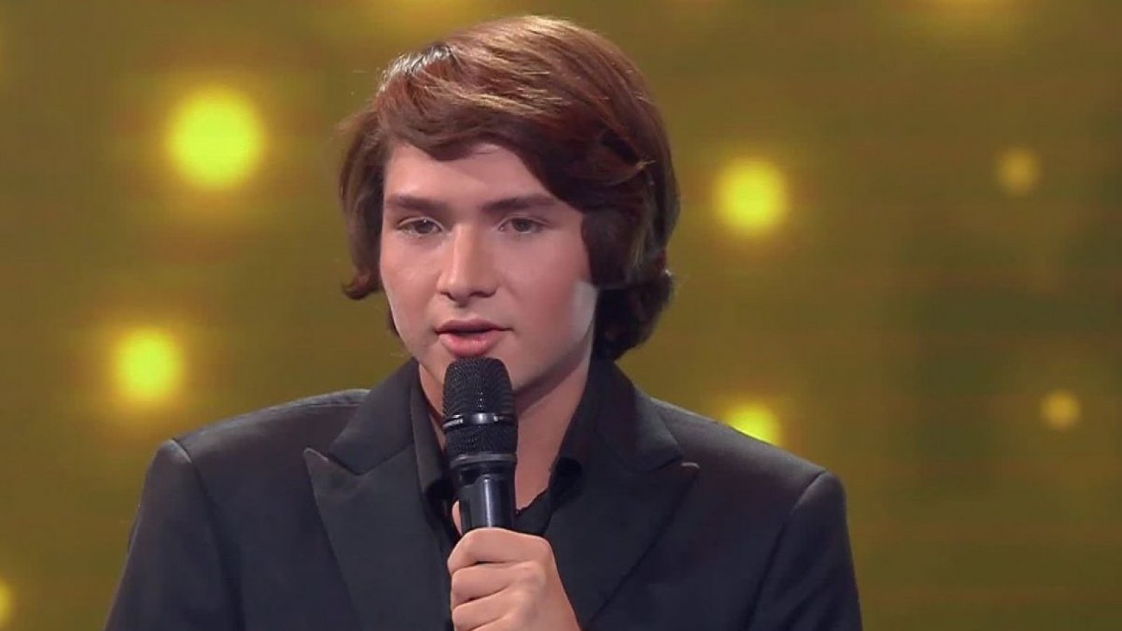 Luis Jara analiza la presentación de Raphael: "Esta es lejos la mejor presentación que te he visto"
