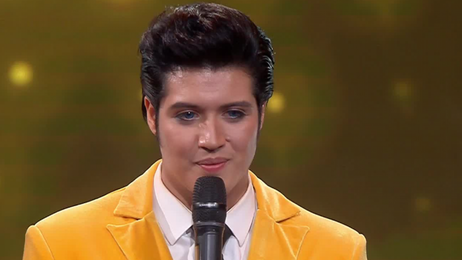"Es hora de que ese inglés se perfeccione": Amaya Forch y el alcance a la interpretación de Elvis Presley
