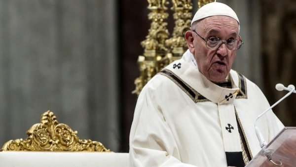 Tranquilo y con tratamiento: Actualizan el complicado estado de salud del Papa Francisco
