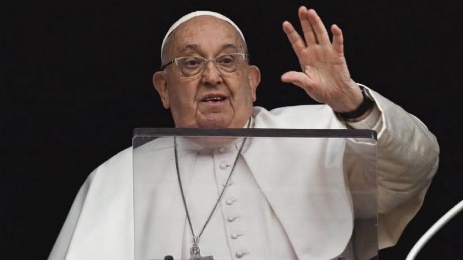 Papa Francisco preocupa por su estado crítico de salud tras recaída
