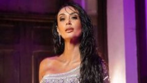 Pamela Díaz protagoniza fuerte caída en pleno programa: "Pedimos desde ya ambulancia"
