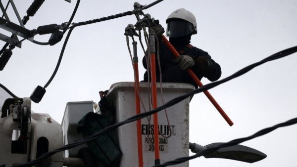 Reportan masivo corte de luz en varias regiones del país
