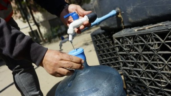 Aguas Antofagasta suspende reposición de agua potable
