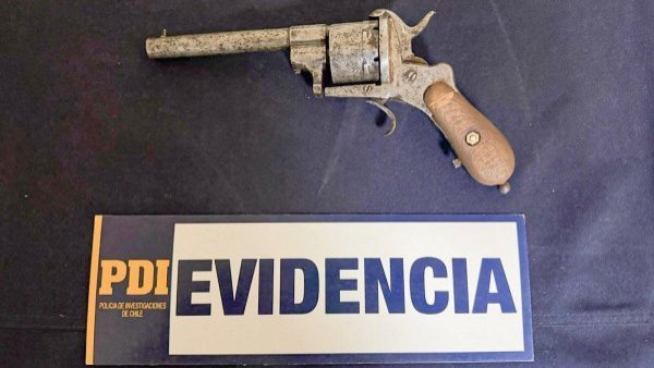 Fue vendida en la feria por $30 mil: Recuperan arma de la Guerra del Pacífico
