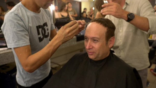 Jairo Hofer recuerda sus inicios como Paul Anka
