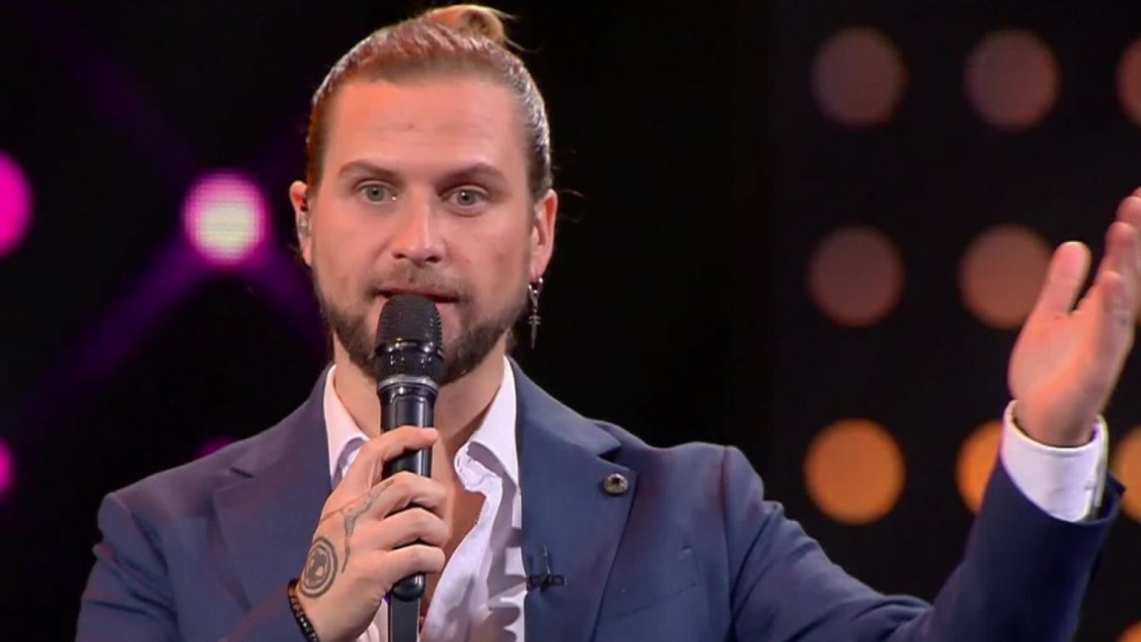 "Apréndete la letra": El episodio que Jean Philippe Cretton le recordó a Luis Jara
