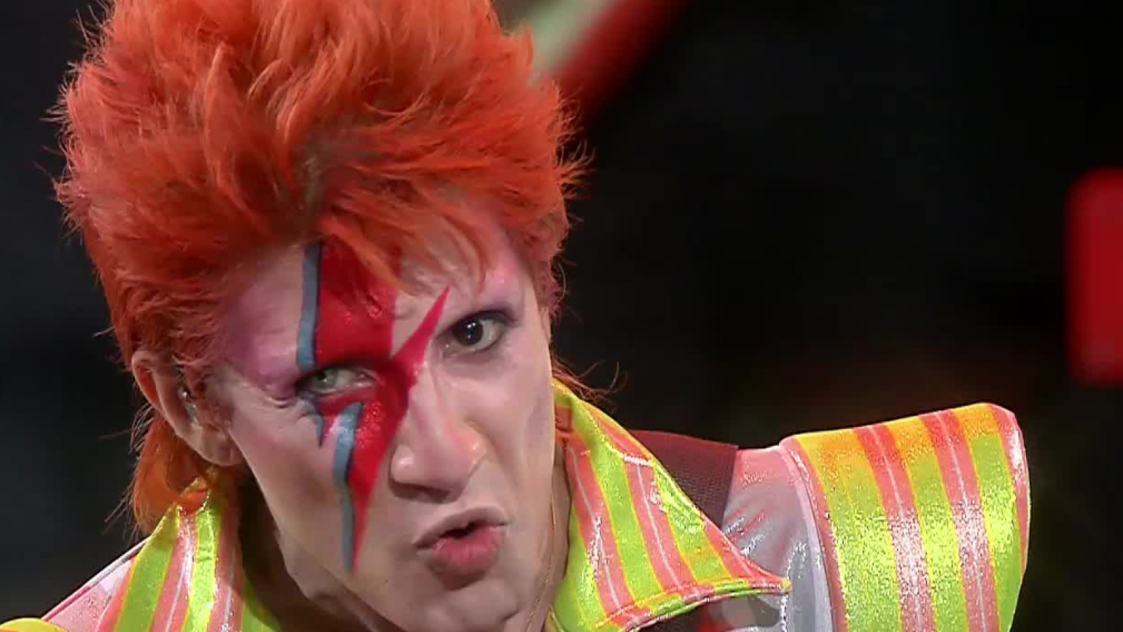 Doble de David Bowie sorprende a Kramer imitando a Don Francisco
