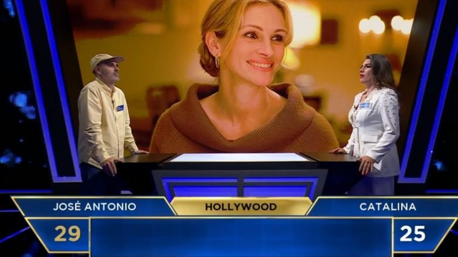 Confundió a Julia Roberts con Sarah Jessica Parker: el peleado duelo sobre "Hollywood"
