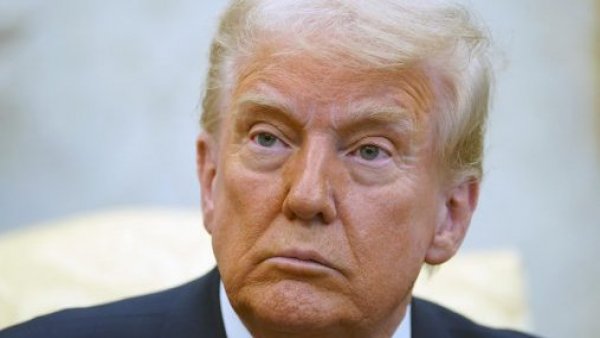 Trump y Putin acuerdan tratar el inicio del alto el fuego en infraestructuras
