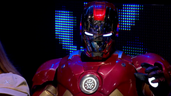 "¿Qué te dice Jarvis?": Iron Man llega a "The Floor Chile"