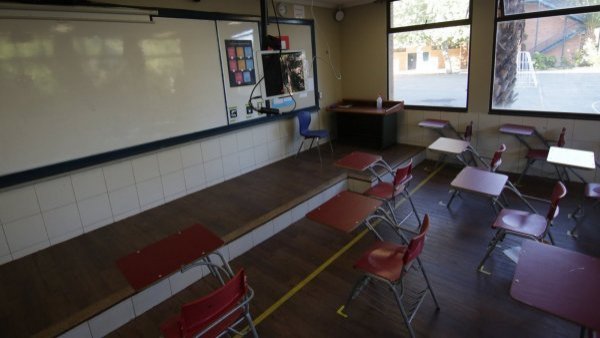 "Es autista, no un delincuente": Padre de alumno que golpeó a profesora entrega su versión de lo sucedido
