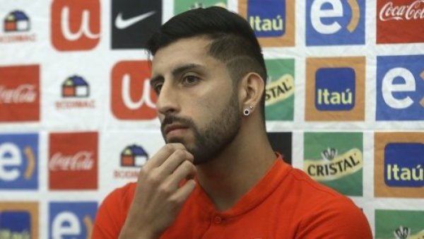 "Enviar videos íntimos de mujeres está penado": la grave acusación que remece a la Selección Chilena antes del partido contra Paraguay
