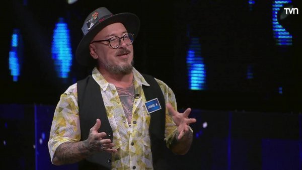 Participante sorprende con truco de magia