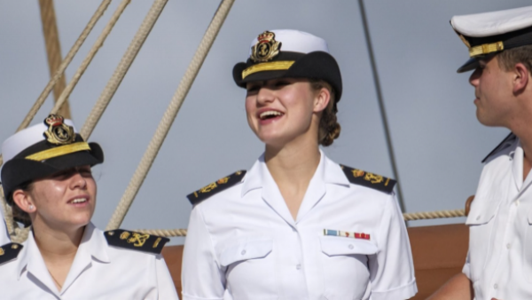La reacción de la prensa española por la salida nocturna de la princesa Leonor en Punta Arenas
