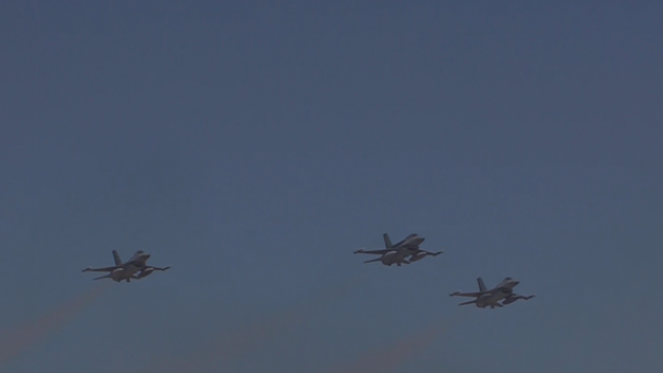 Así fue el espectacular paso de los F16 en el 95° Aniversario de la Fuerza Aérea de Chile
