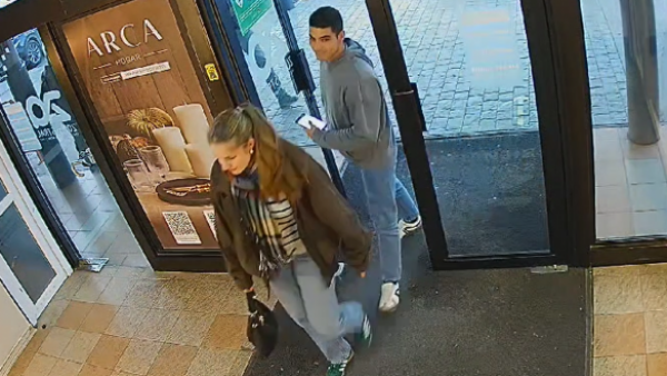 Zona Franca de Punta Arenas responde a denuncia por fotos de princesa Leonor
