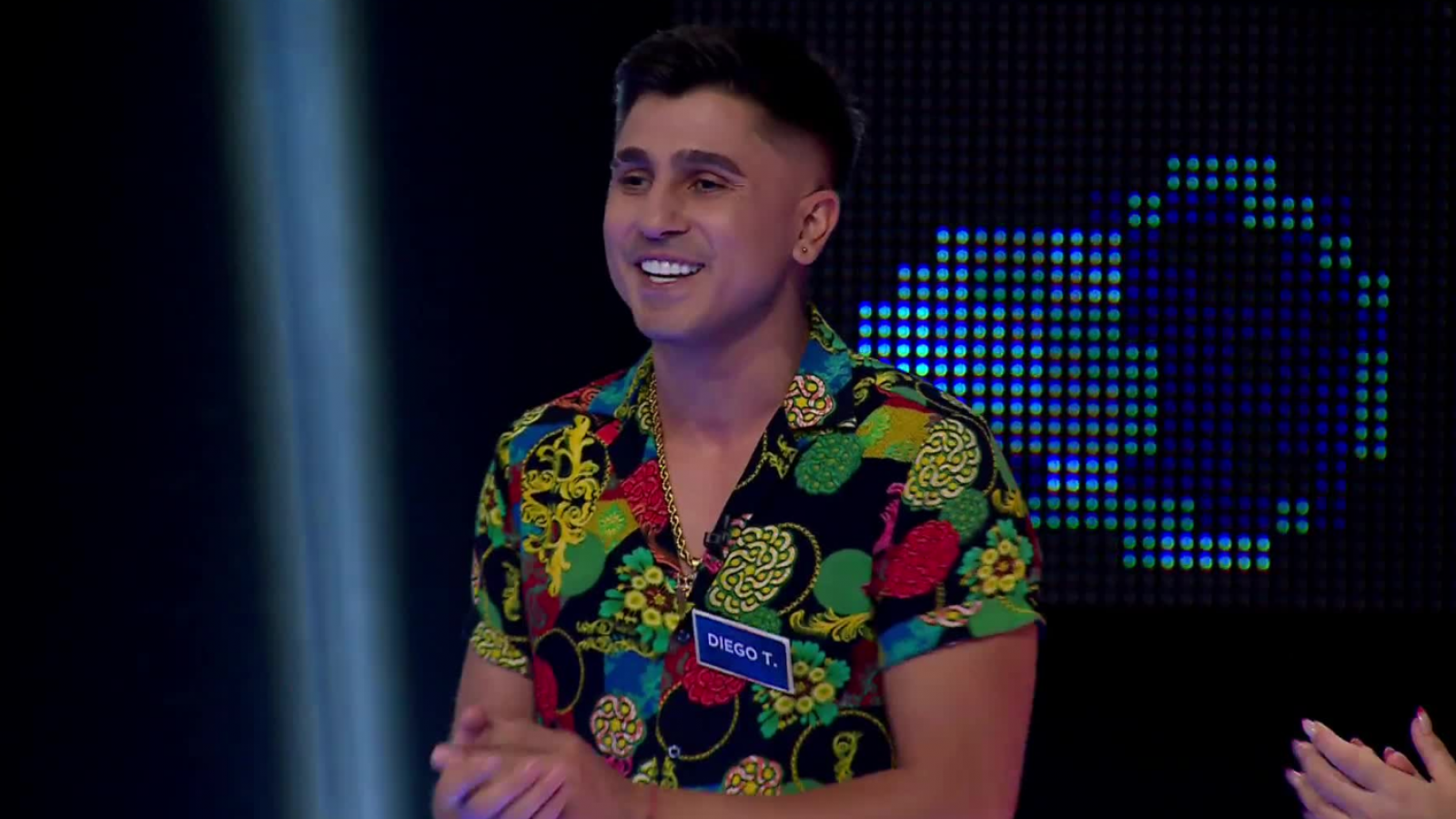 Diego trae el ritmo de Romané a "The Floor Chile"

