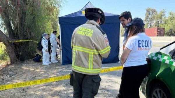 Hallan cadáver con múltiples impactos balísticos en Autopista del Sol
