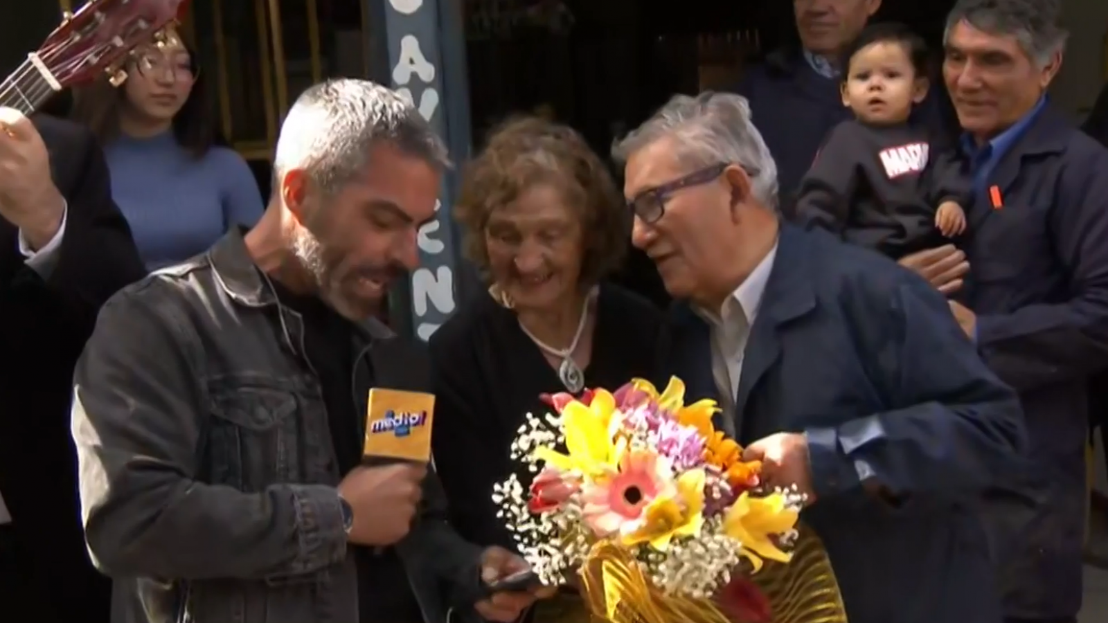 ¡La media sorpresa!: Alicia y Francisco celebran 75 años de casados
