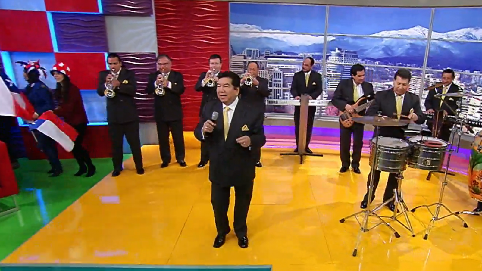 ¡El medio homenaje a Tommy Rey en "El Medio Día"!
