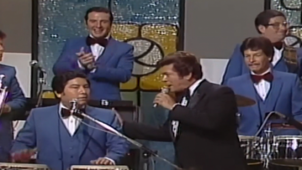 ¡Tesoro nacional! El increíble archivo de TVN de las presentaciones de Tommy Rey
