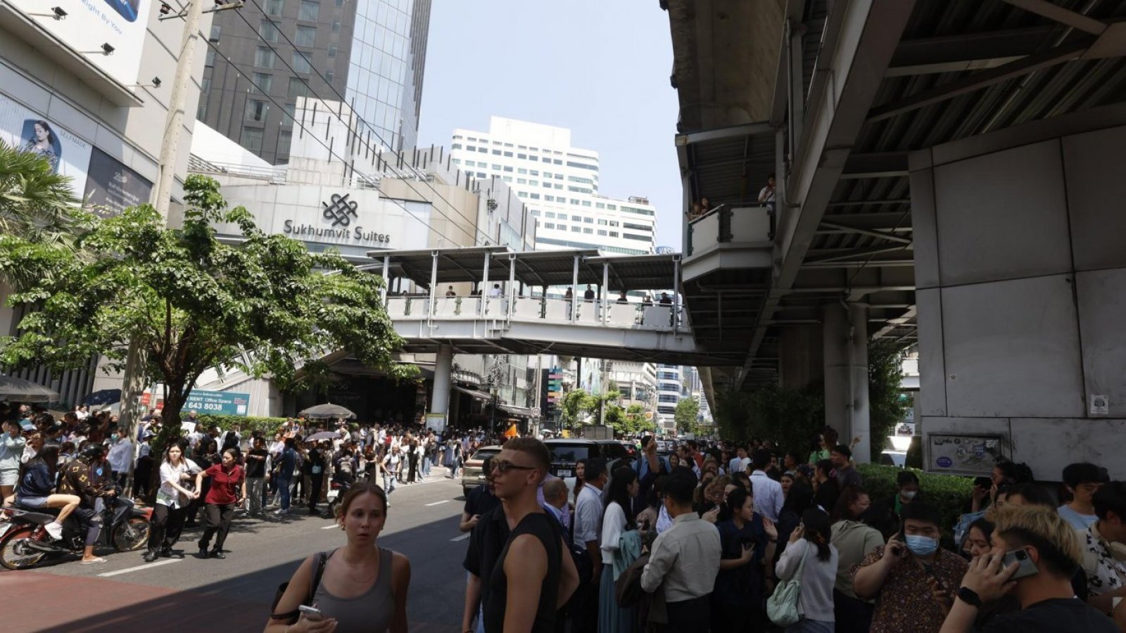 Chilena en Bangkok durante terremoto: "Aquí no están acostumbrados a este tipo de emergencia"

