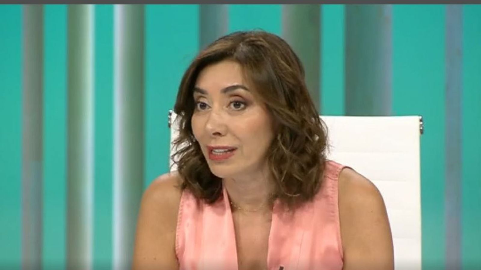 Carmen Gloria a tu servicio | Capítulo 3 de abril 2025: Dale el divorcio a mi madre
