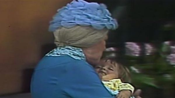 El Chavo del 8: La sobrina de la bruja del 71
