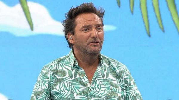 Daniel Fuenzalida preocupa a sus seguidores tras aparecer con mascarilla de oxígeno
