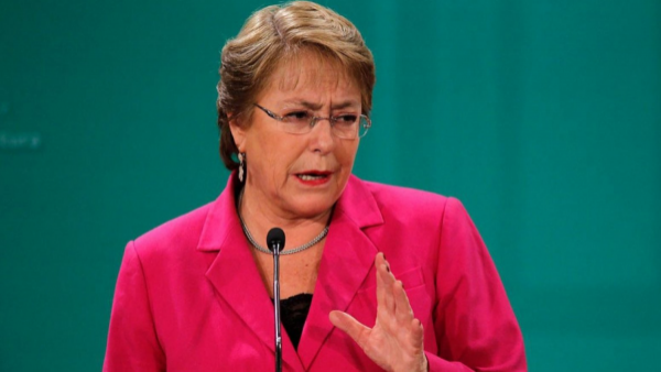 Michelle Bachelet advierte que la sociedad mundial debe "rediseñarse" ante los cambios de EEUU y la UE
