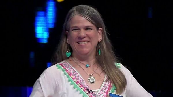 ¡Cuidado que queman!: Ana María se convierte en la ganadora de $1 millón tras derrotar a Renato