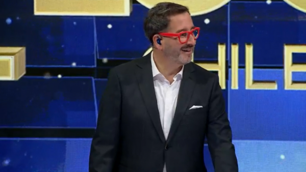 "Sé que había algunas difíciles, ¿pero CNN?": Eduardo Fuentes se descolocó con respuestas
